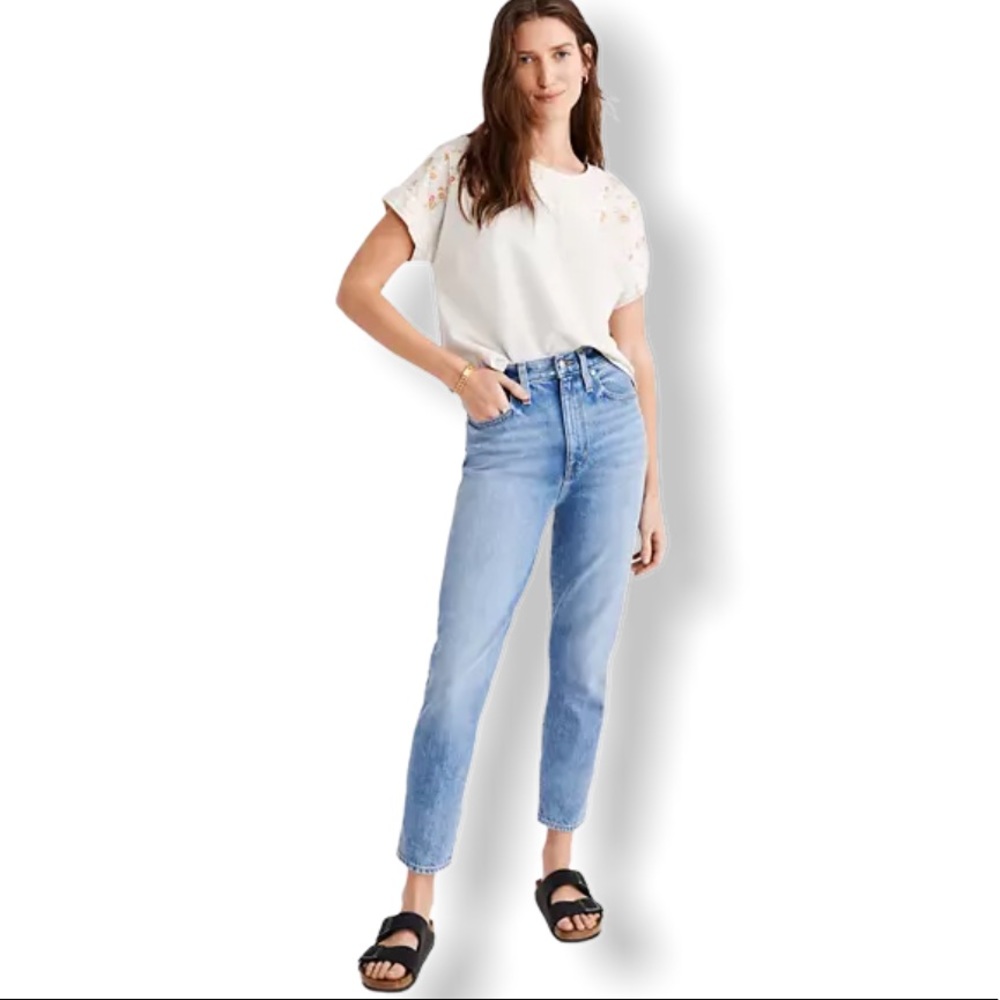 Madewell The Petite Mom Jean in Melva Wash
